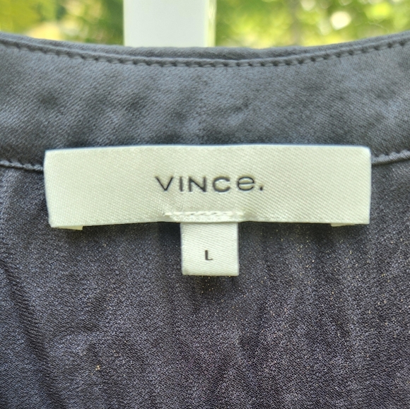 NWOT VINCE Dark Water Crushed Band Collar Sleeveless Blouse- Women's size Large - Picture 3 of 6